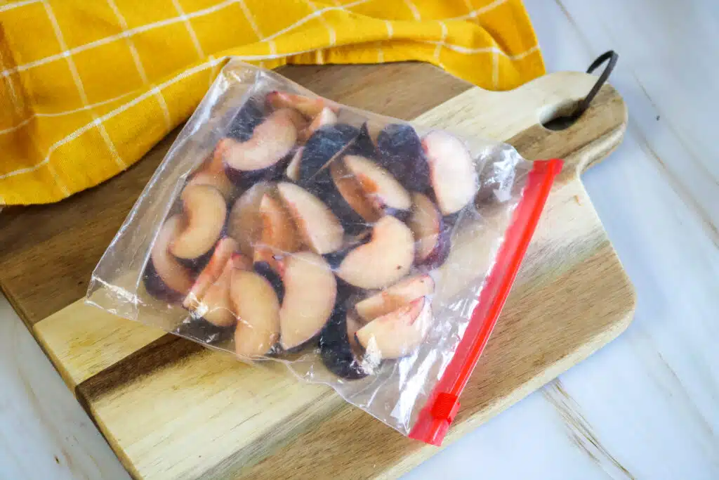 can-you-freeze-plums-yes-here-s-how-freeze-it